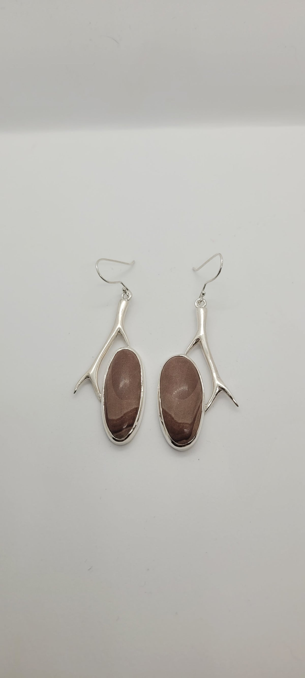 Boucles d'oreilles branches et galets de Gaspésie