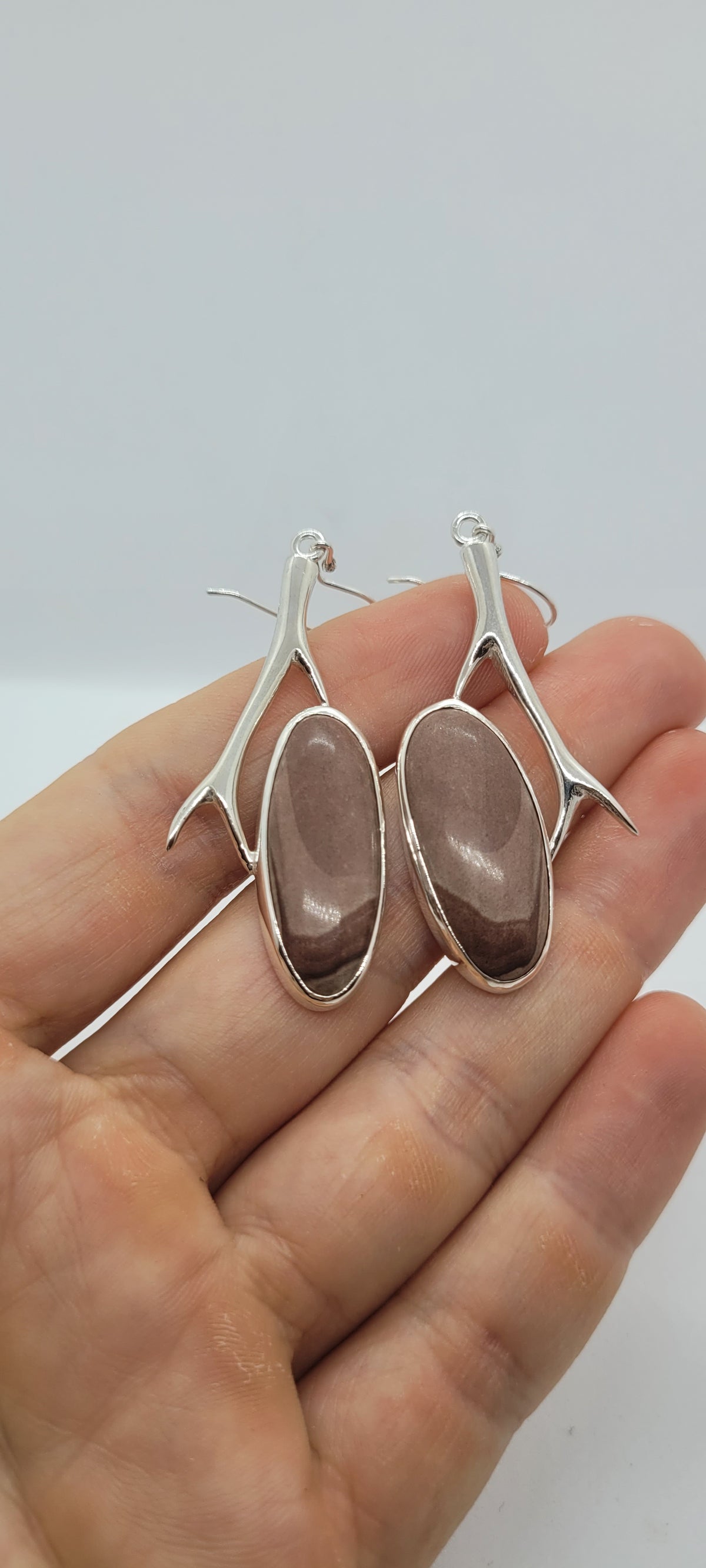 Boucles d'oreilles branches et galets de Gaspésie