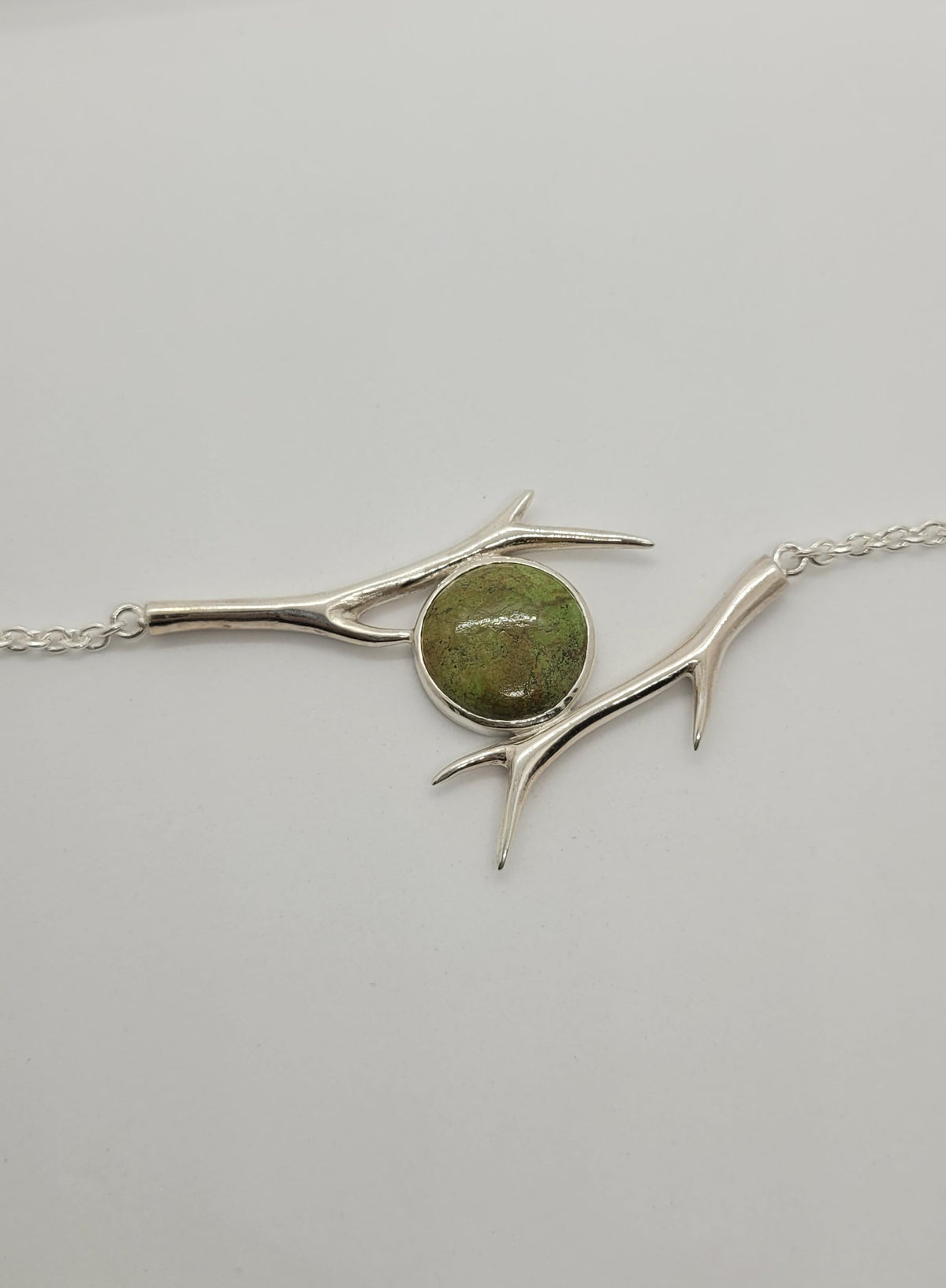 Collier branches et gaspéite du Québec