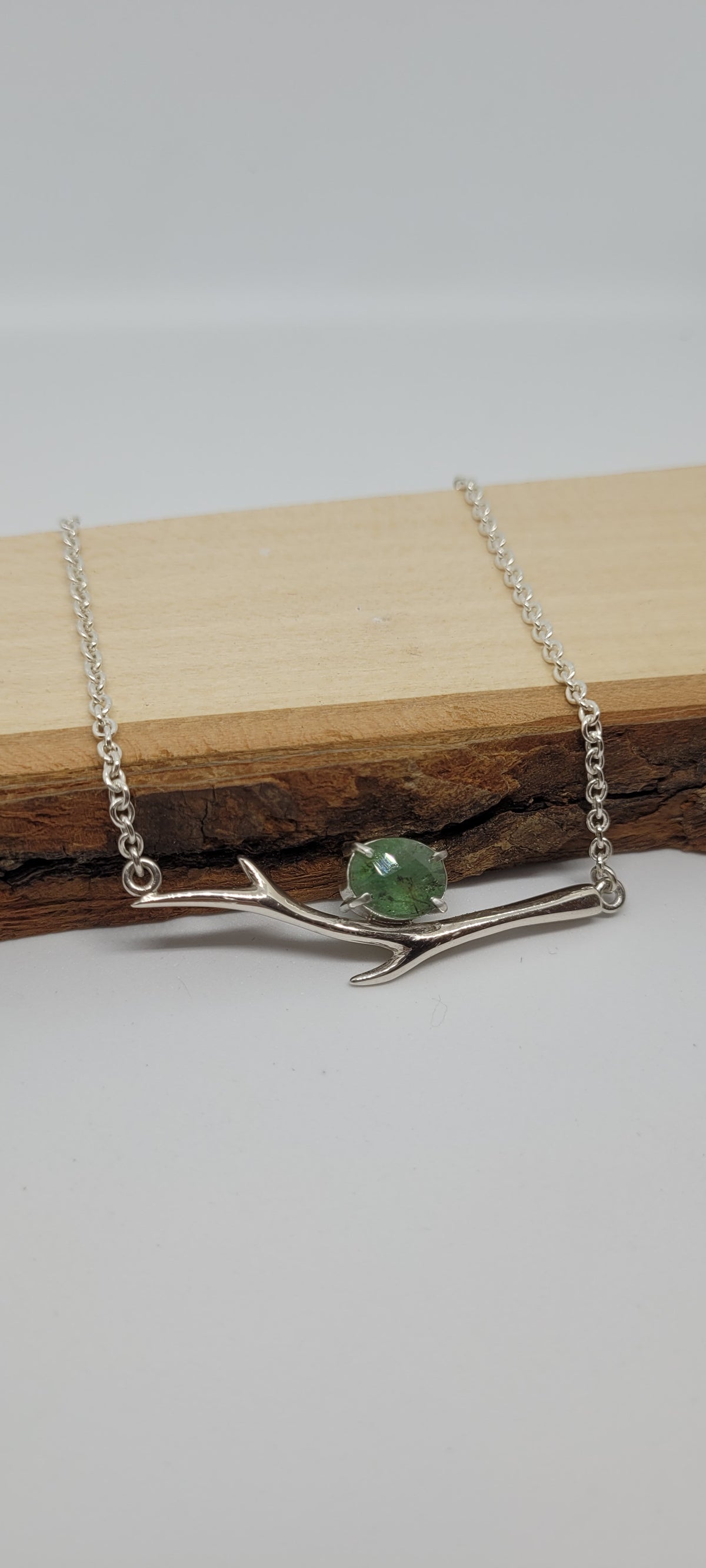 Québec tourmaline and branch necklace